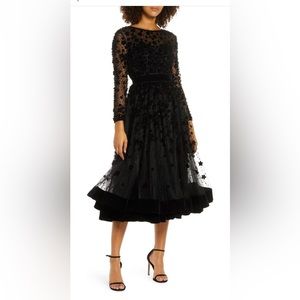 Long Sleeve Fit.& Flare
Velvet Embellished
Cocktail Dress